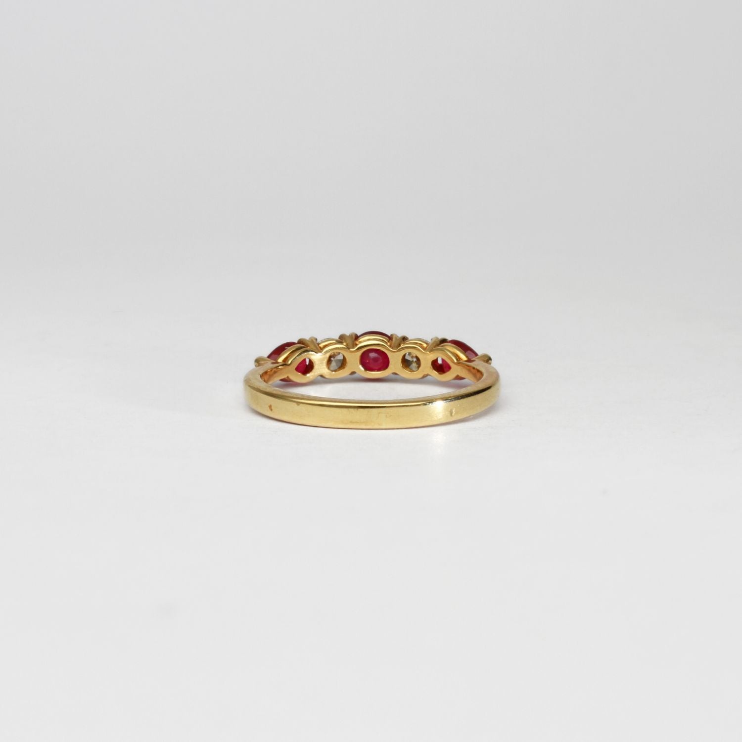 18ct gold ring with rubies and diamonds by Duncan Eves
