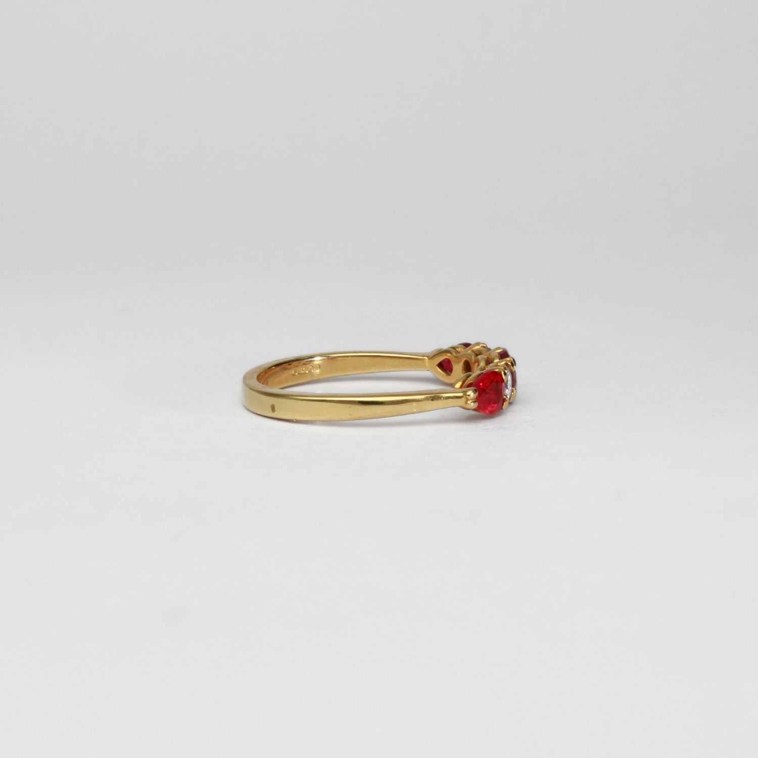 18ct gold ring with rubies and diamonds by Duncan Eves