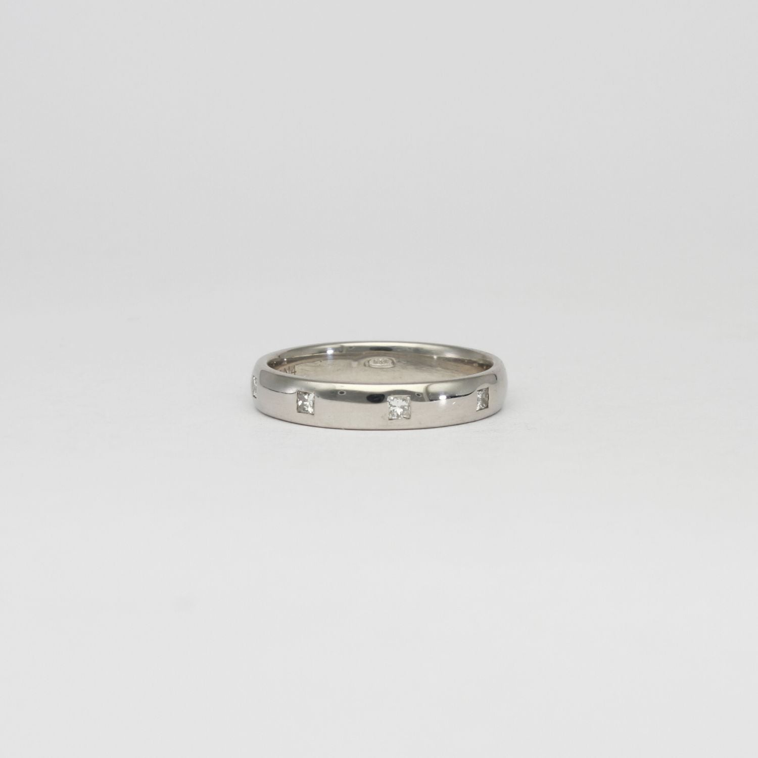 Princess cut diamond and platinum ring by Duncan Eves