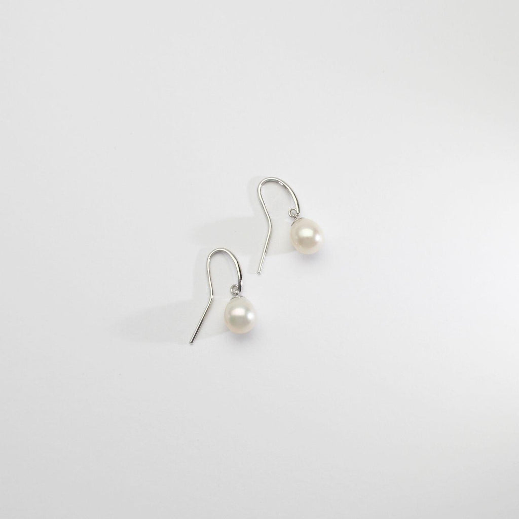 White Teardrop Freshwater Pearl Drop Earrings main image 0