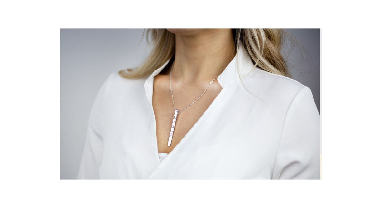How to Buy Jewellery for a Woman Without Knowing What She Likes