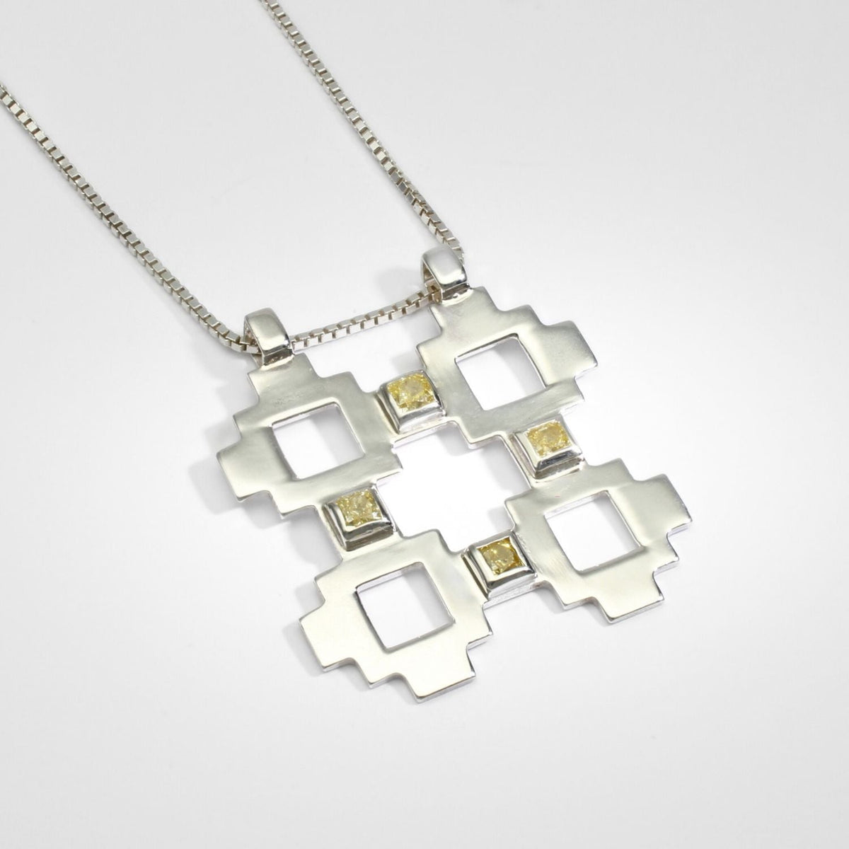 Diamond Necklaces and Pendants
