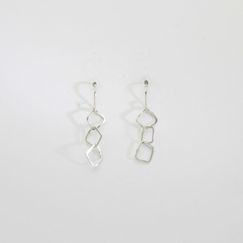 3 irregular link silver hook earrings by Bea Jareno