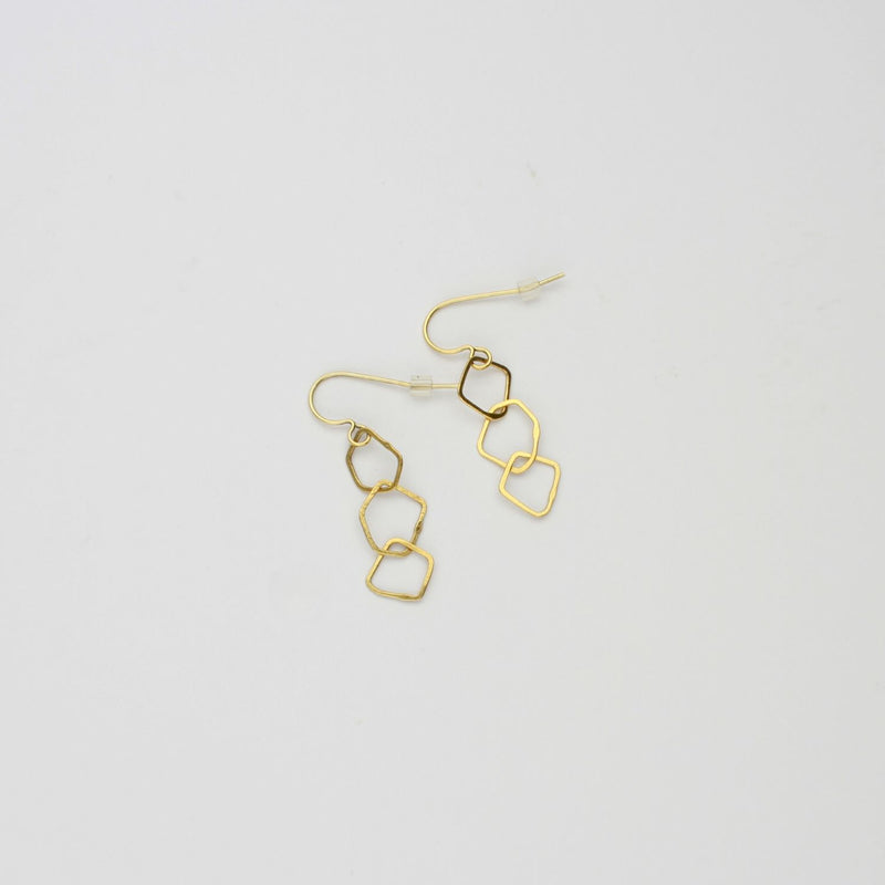 Irregular 3 links hook silver 24kt gold plated earrings by Bea Jareno