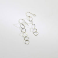 5 irregular link silver hook earrings by Bea Jareno