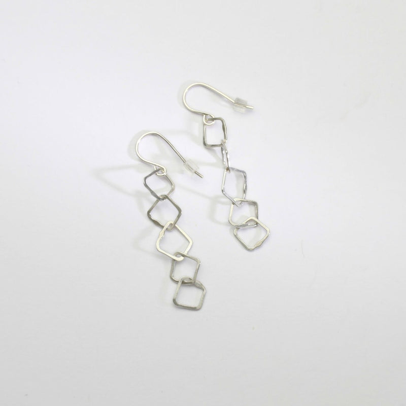5 irregular link silver hook earrings by Bea Jareno