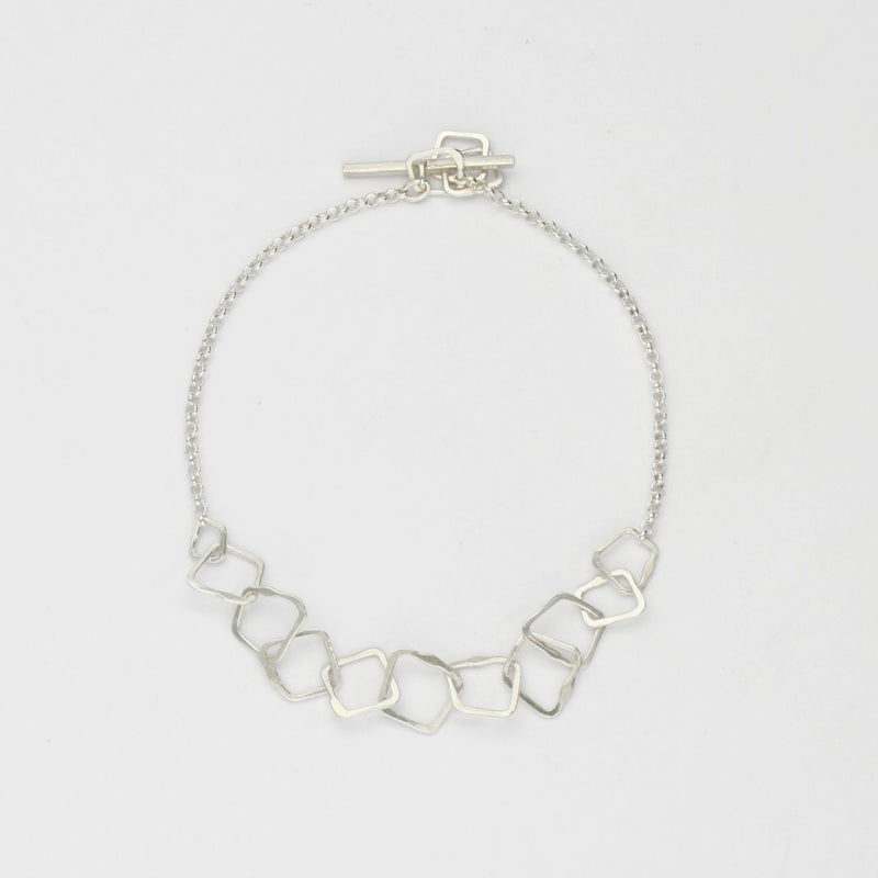Fine silver bracelet by Bea Jareno