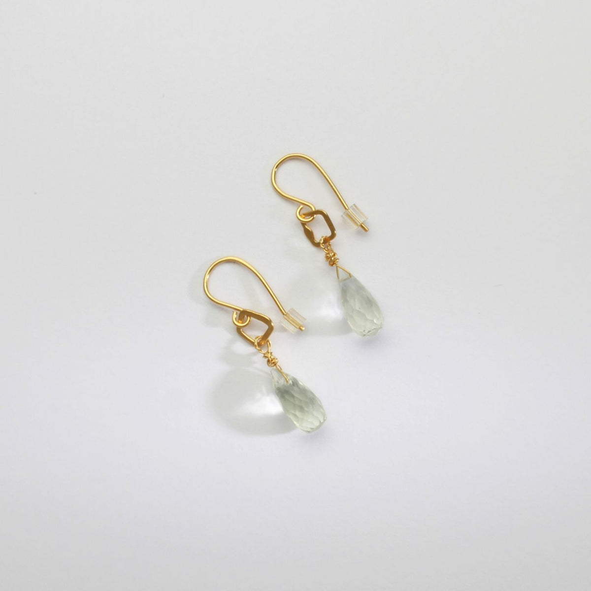 Tiny hook earrings with green amethsyt silver gold plated by Bea Jareno