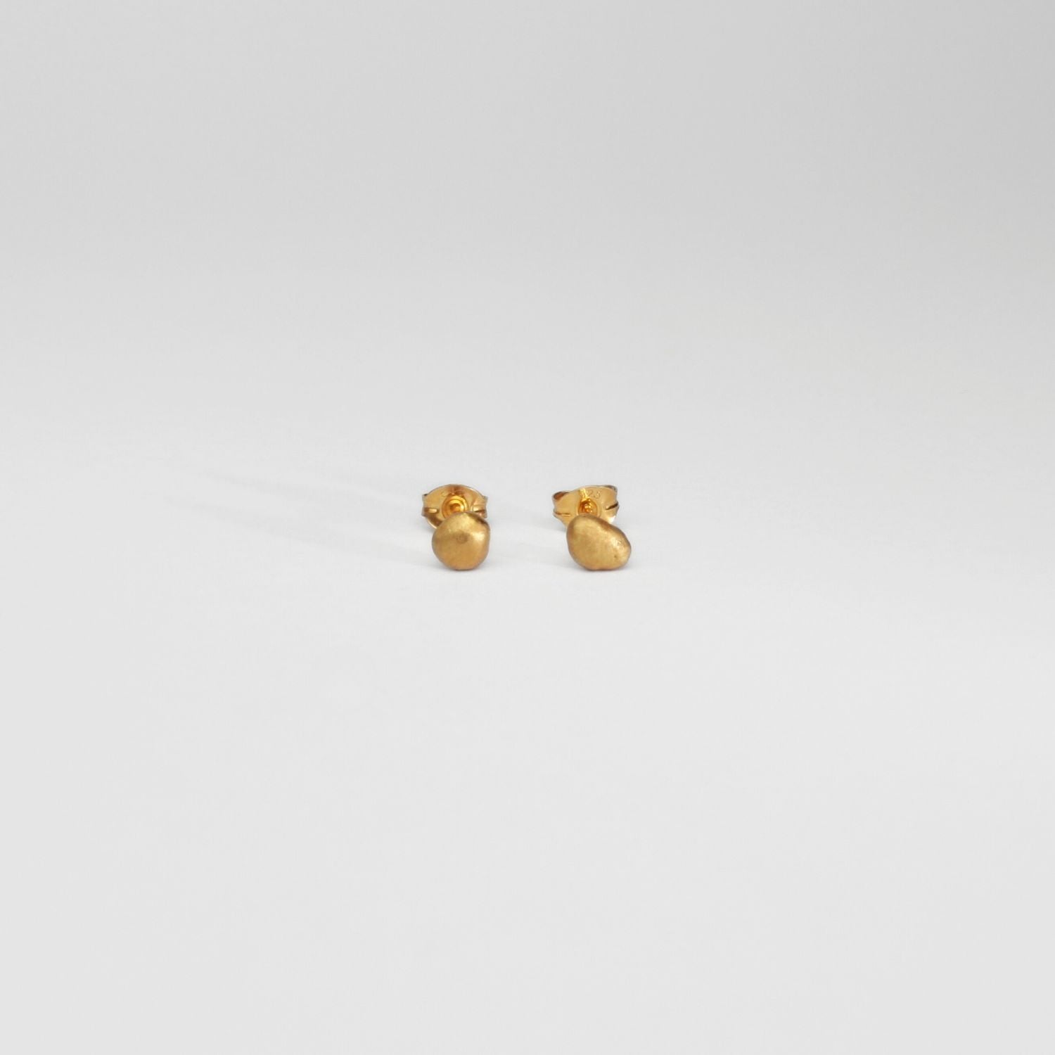 Organic silver 24kt gold plated stud earrings by Bea Jareno