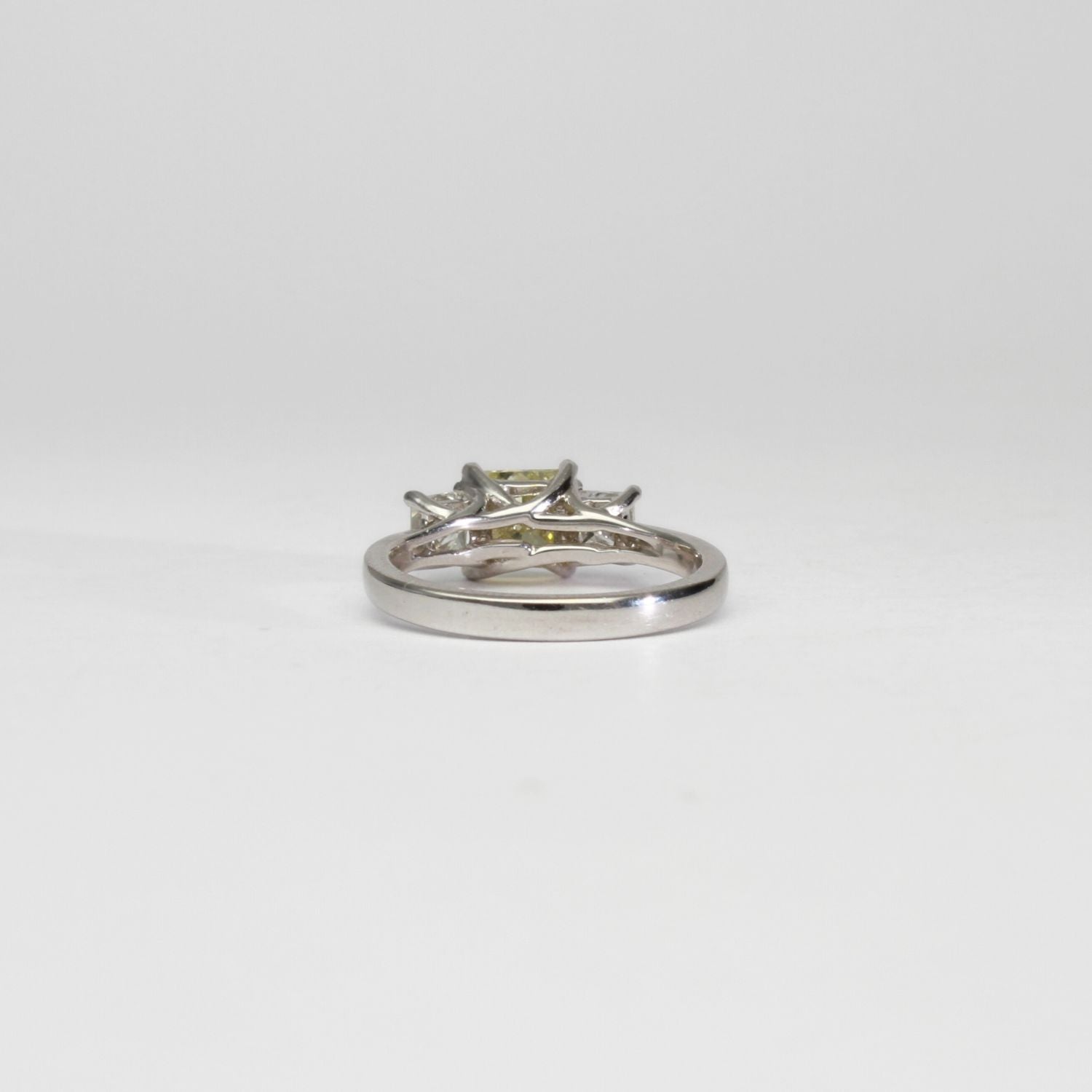 18ct white gold ring with yellow diamond and diamonds by Duncan Eves