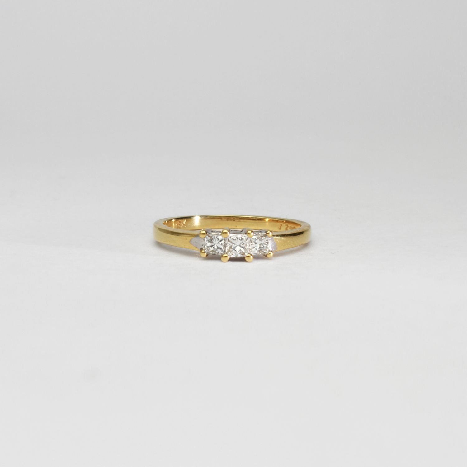 18ct gold ring with princes cut diamonds by Duncan Eves