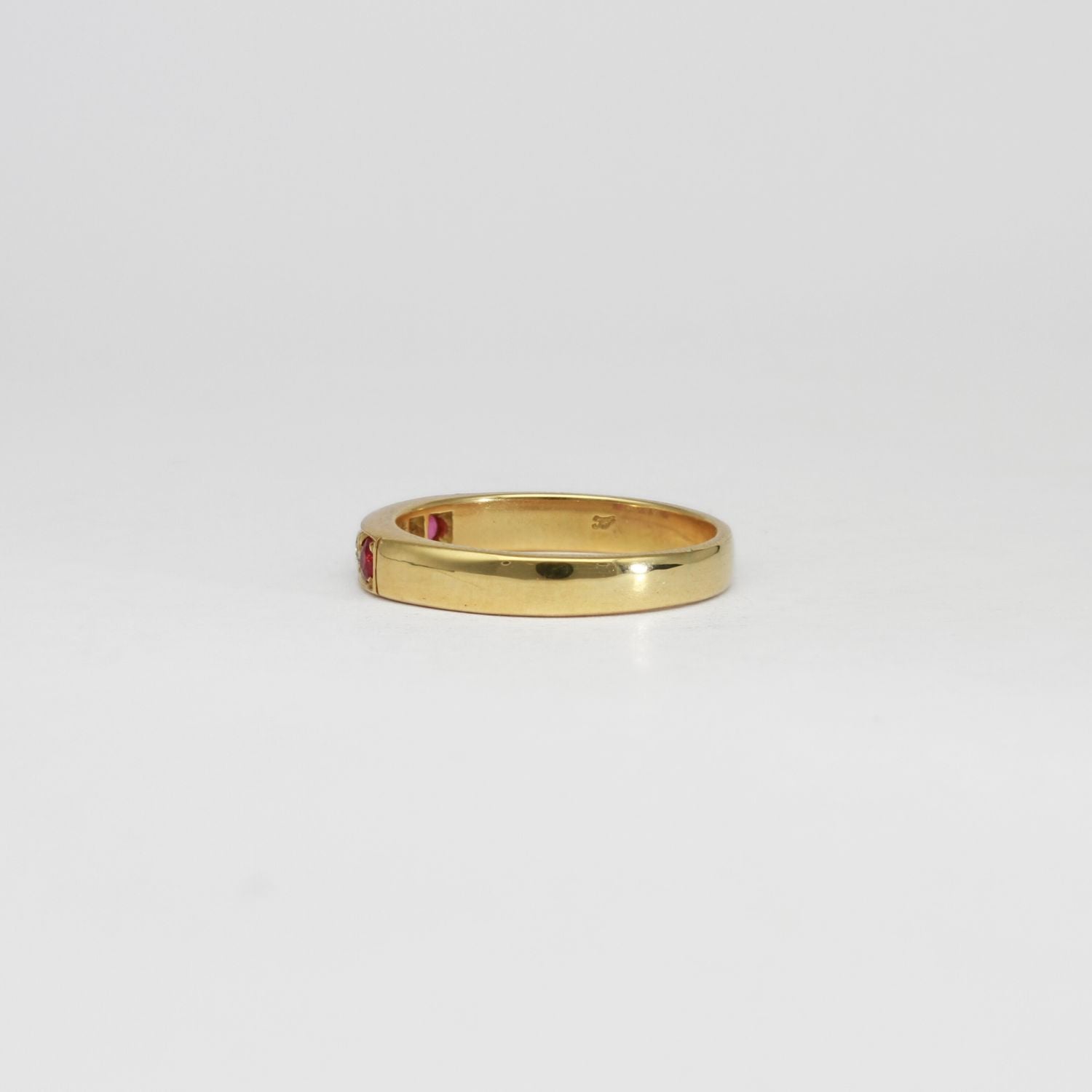 18ct gold ring with rubies and diamonds by Duncan Eves