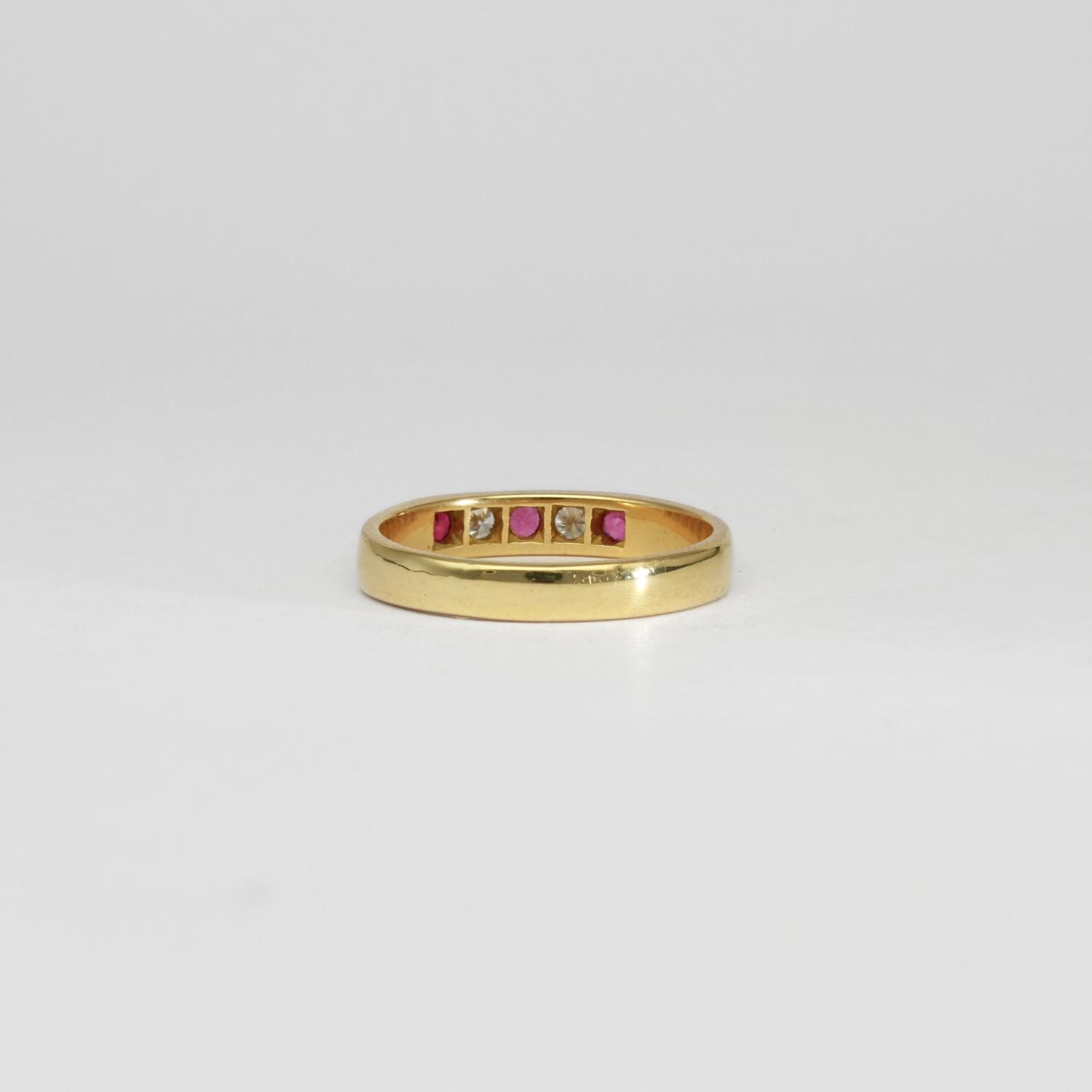 18ct gold ring with rubies and diamonds by Duncan Eves