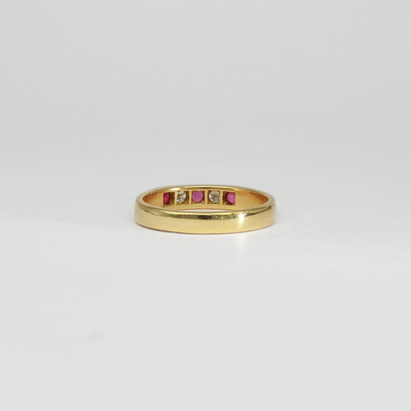 18ct gold ring with rubies and diamonds by Duncan Eves