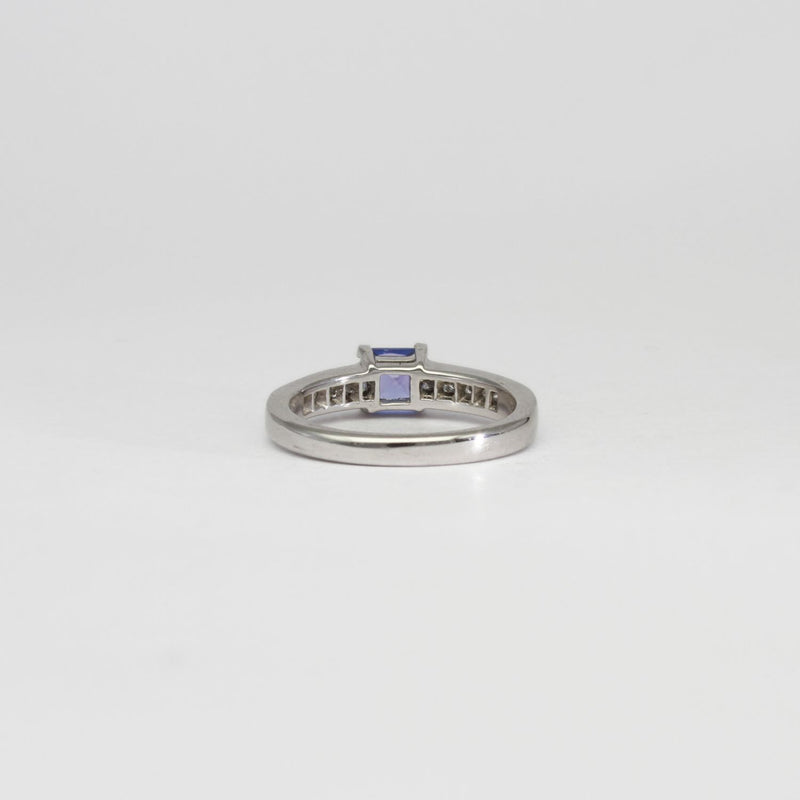 18ct white gold ring with tanzanite and diamonds by Duncan Eves