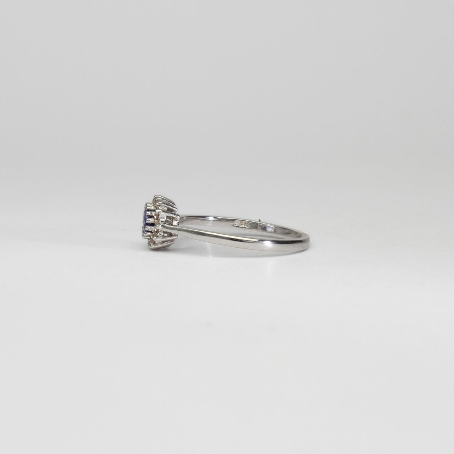 18ct white gold ring with tanzanite and diamonds by Duncan Eves