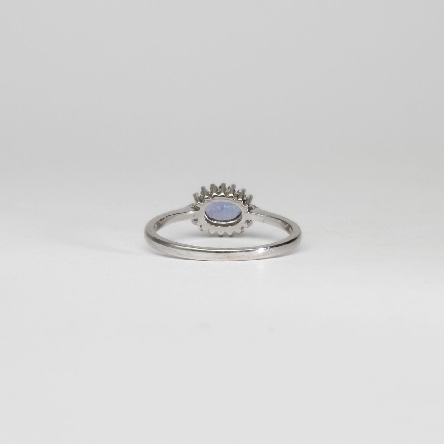 18ct white gold ring with tanzanite and diamonds by Duncan Eves
