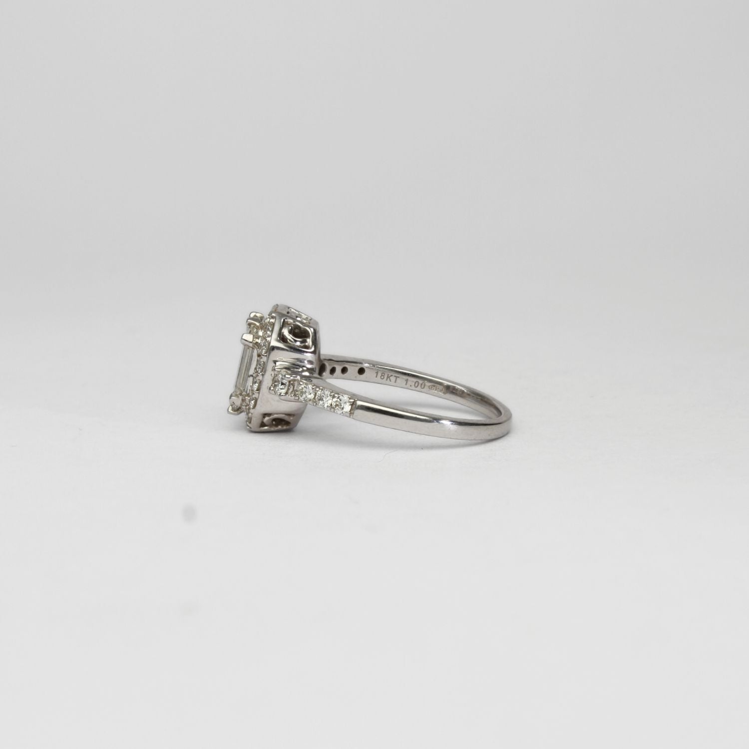 18ct white gold diamond cluster ring by Duncan Eves