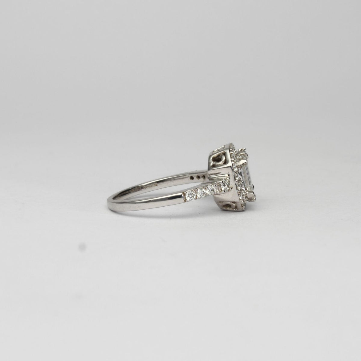 18ct white gold diamond cluster ring by Duncan Eves
