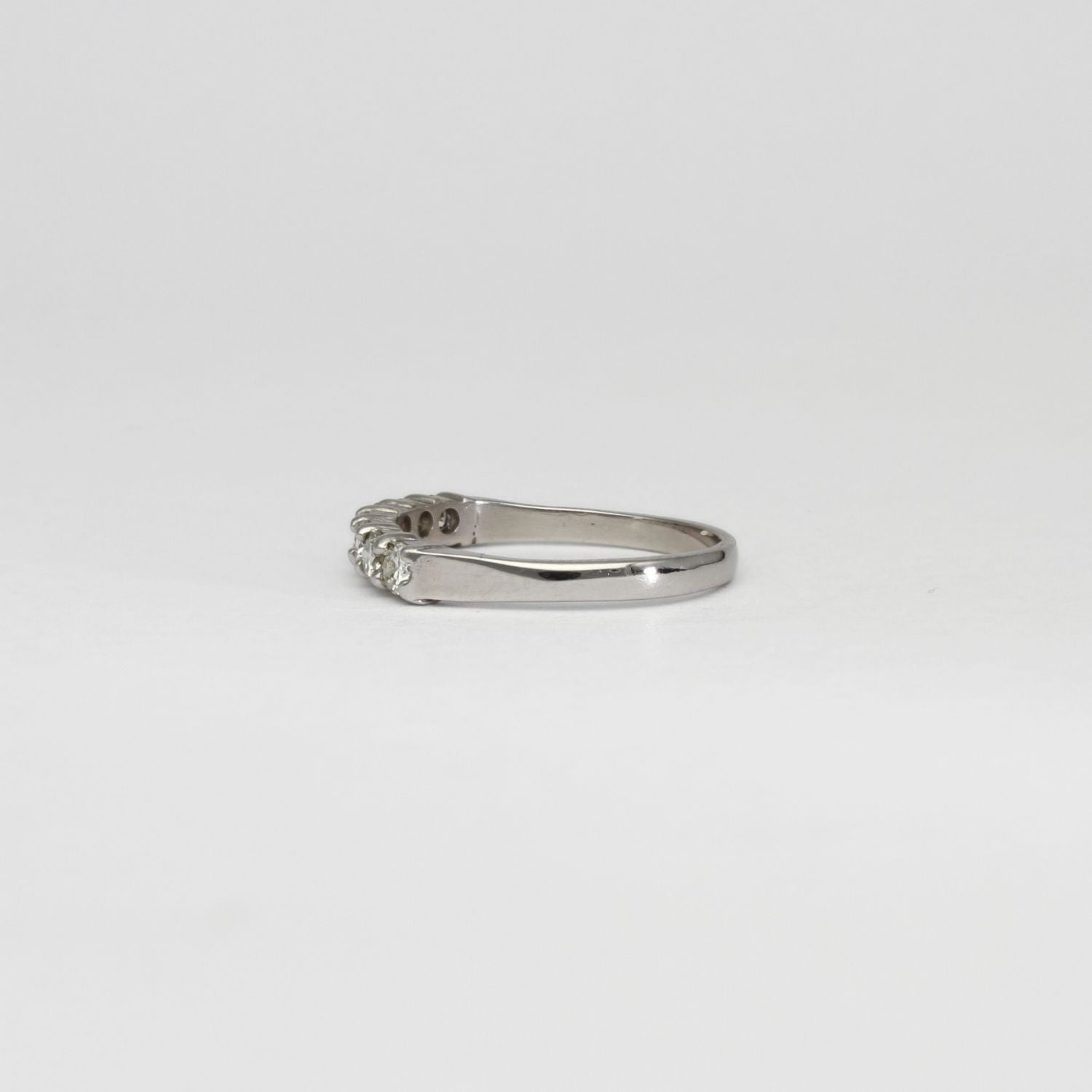 18ct white gold ring with 7 diamonds by Duncan Eves
