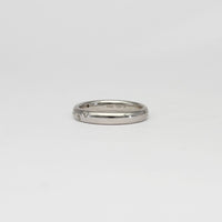 18ct white gold ring with 7 diamonds by Duncan Eves