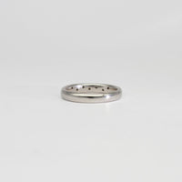 18ct white gold ring with 7 diamonds by Duncan Eves