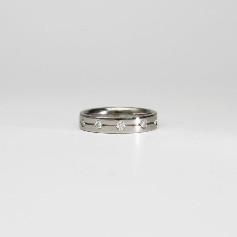 Platinum ring with 5 diamonds by Duncan Eves