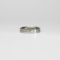 Platinum ring with 5 diamonds by Duncan Eves