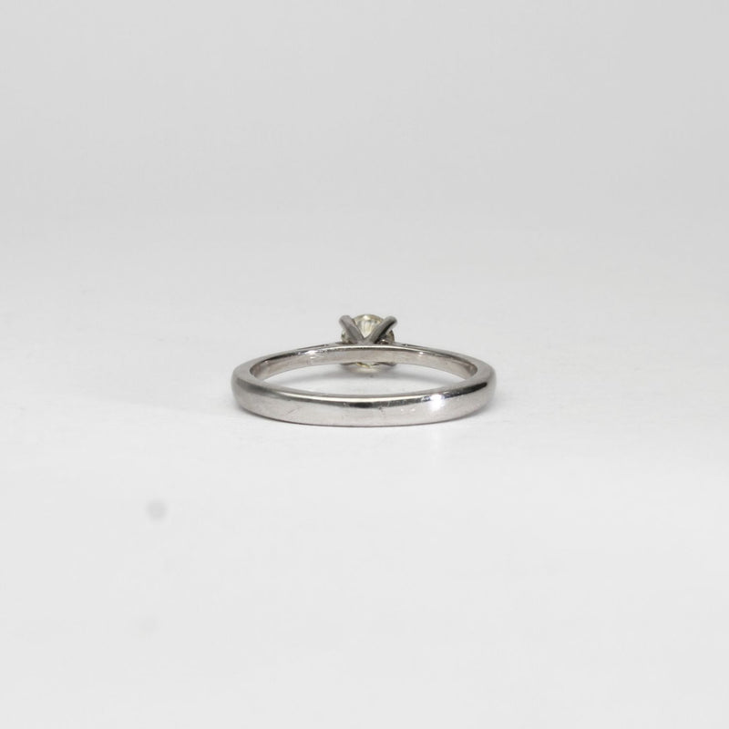 18ct white gold solitaire round diamond ring by Duncan Eves