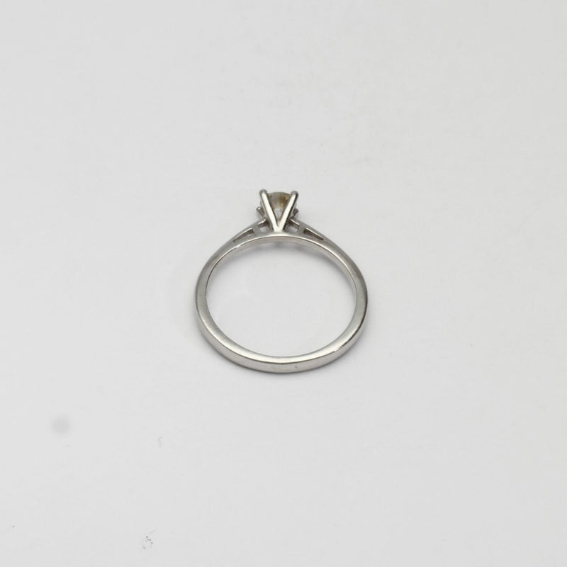18ct white gold solitaire round diamond ring by Duncan Eves