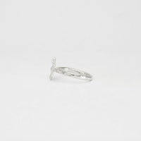 Daisy silver ring by Emily Craig