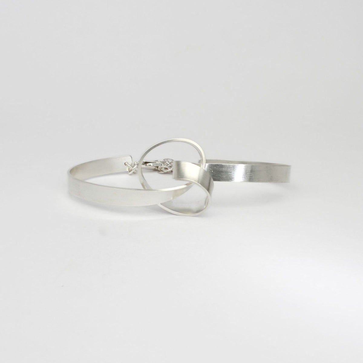 Ribbon knot silver bracelet by Jodie Hook