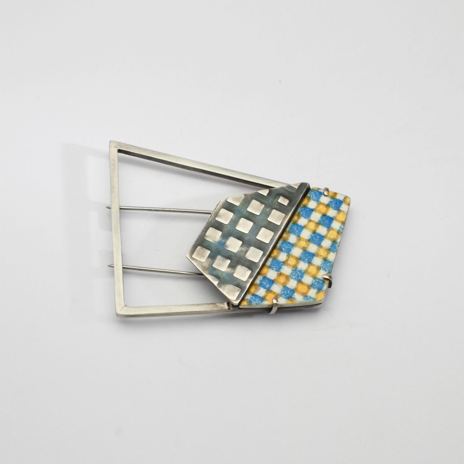 Carthen brooch in lemon and blue enamel by Kathryn Willis
