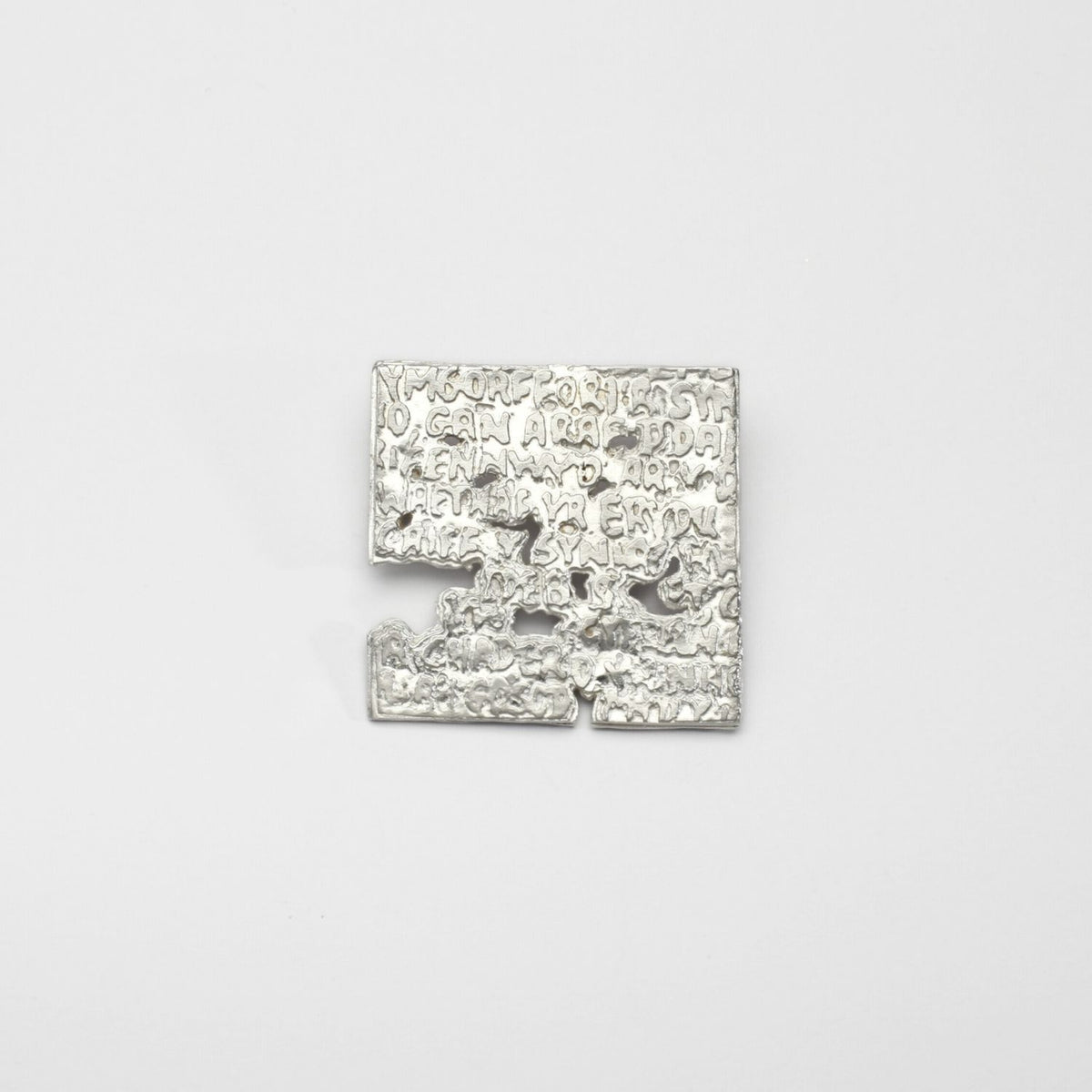Fragile Form silver brooch 2