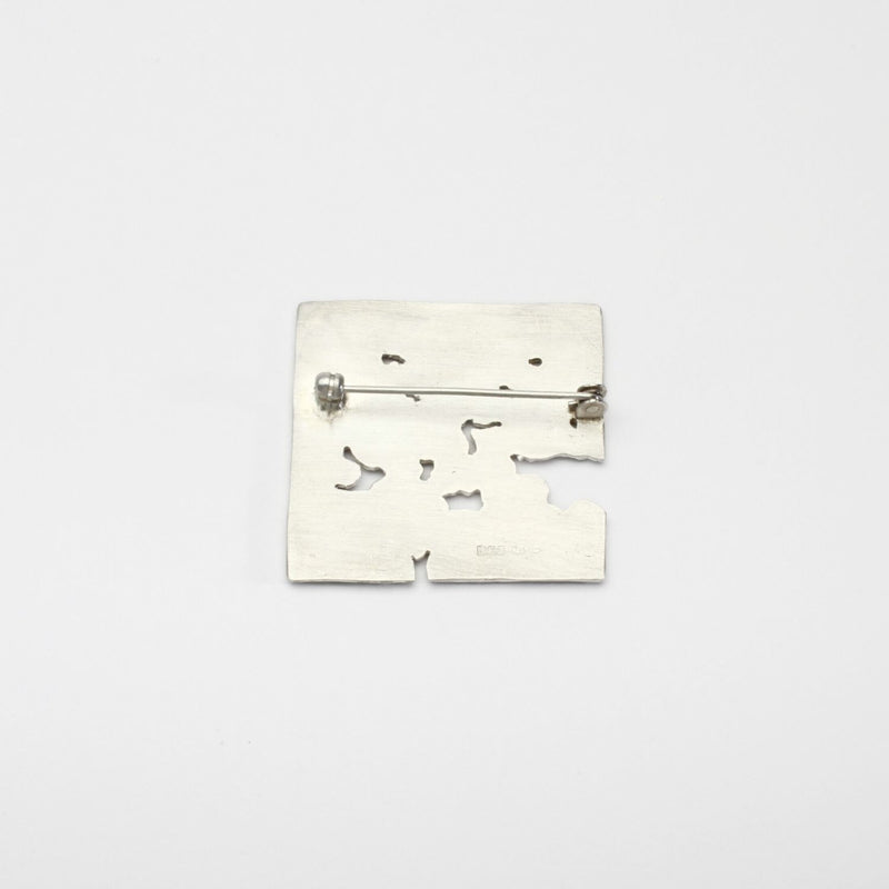 Fragile Form silver brooch 2