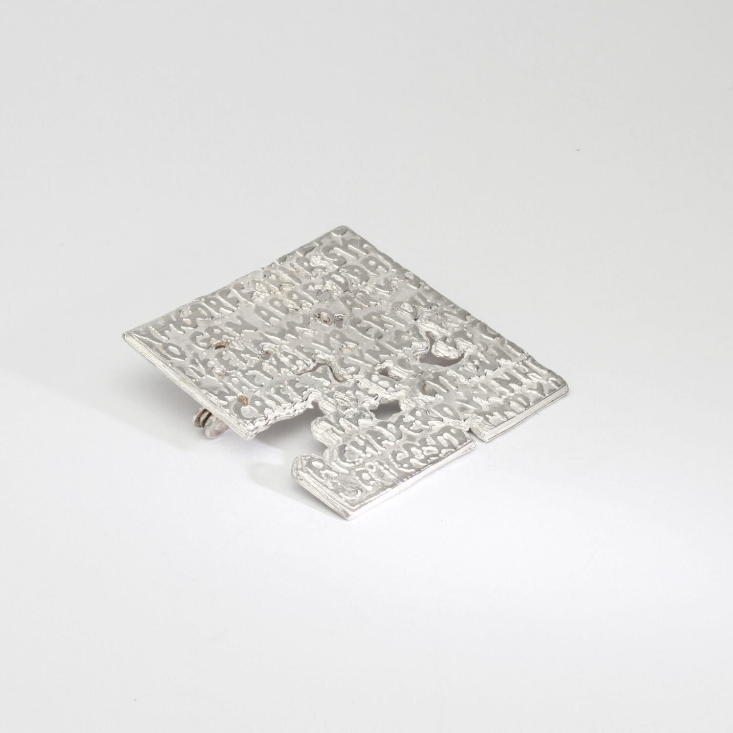 Fragile Form silver brooch 2