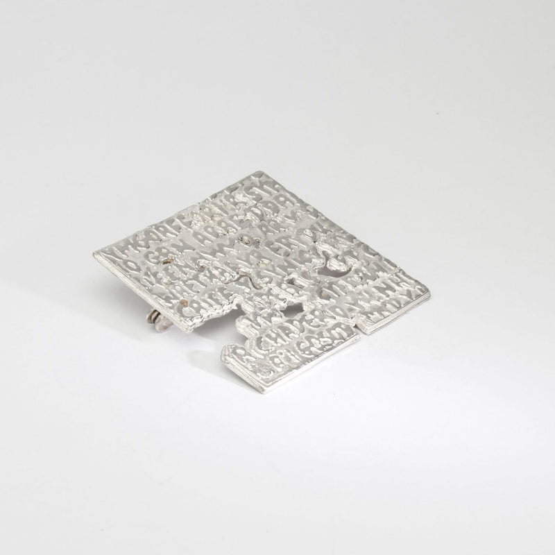 Fragile Form silver brooch 2