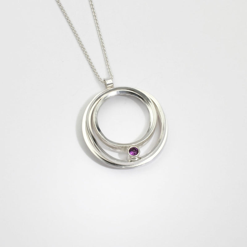 Solitaire: Small Silver Necklace with Amethyst