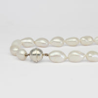 White Baroque Cultured river pearl necklace with round magnetic clasp