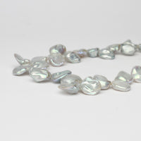 White silver keshi style necklace with silver magnetic clasp