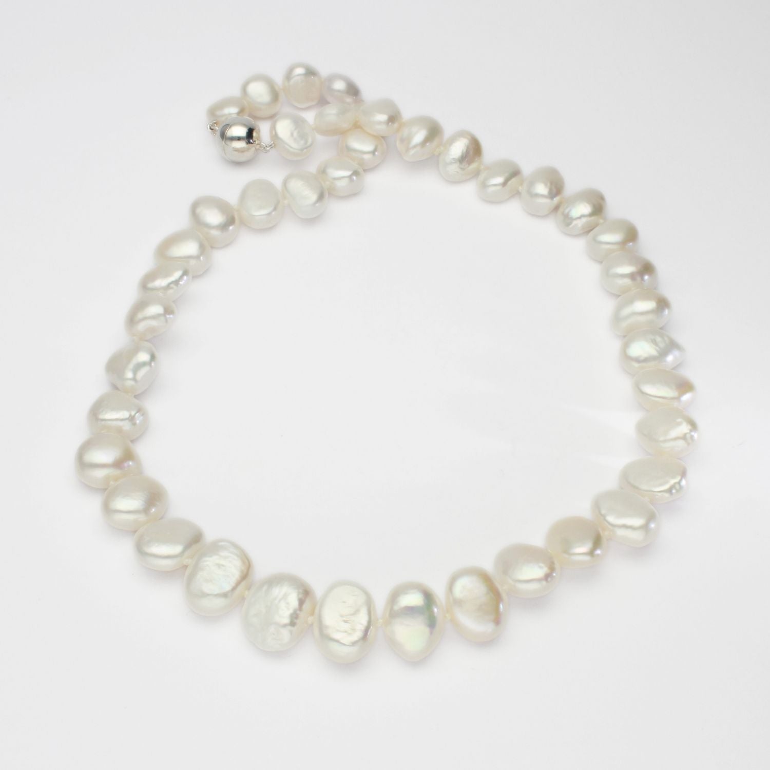 White baroque pearl necklace with silver magnetic clasp