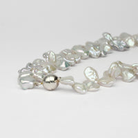 White silver keshi style pearl necklace with silver magnetic clasp
