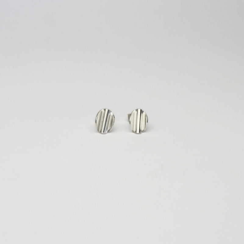 Medium oval ripple silver earrings by Suzie Horan