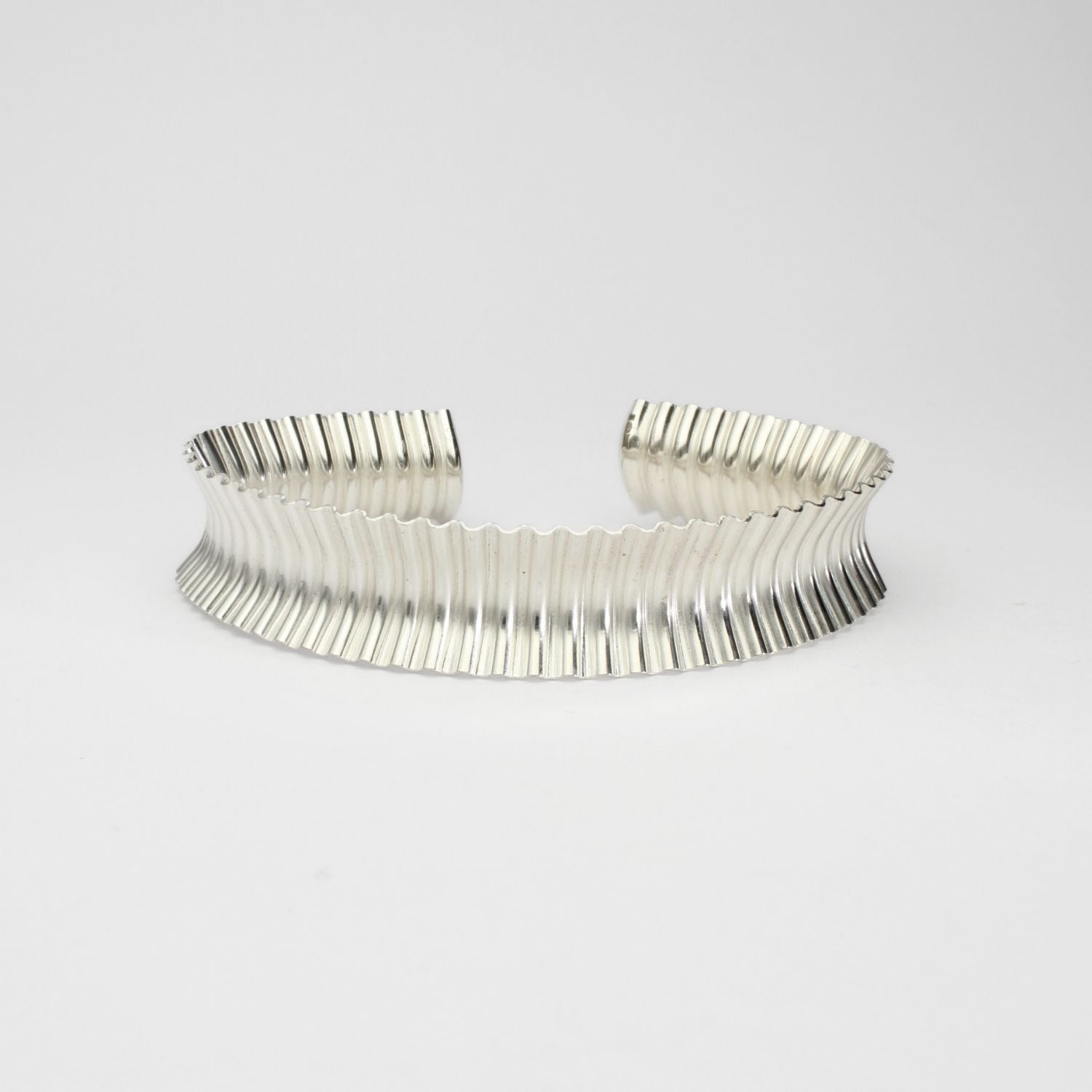 Bangle: Ammonite cuff bangle in silver Suzie Horan