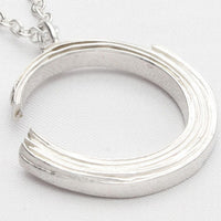 Brushstroke pendant, side profile of the sterling silver design — Mwclis Arian