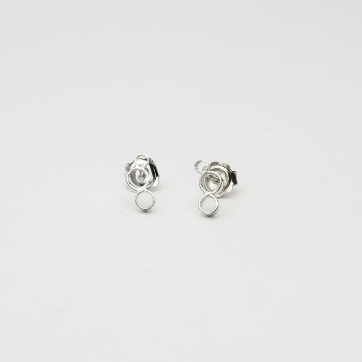 Bubbles small stud, sterling silver — tiny clustered circles inspired by champagne bubbles — Clustdlysau Arian