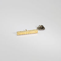 Cofio lapel pin, silver and 18ct gold plated silver — Waldo Williams's words cast in metal