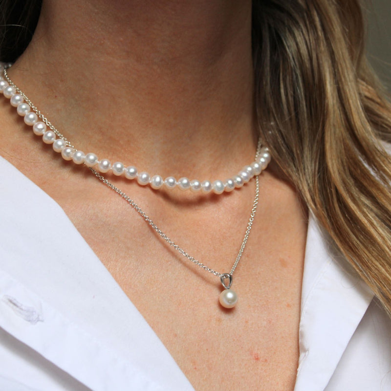 White 8-8.5mm round pearl pendant