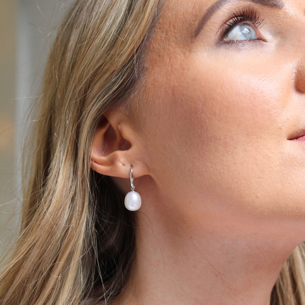 White 9mm freshwater teardrop pearl drop earrings